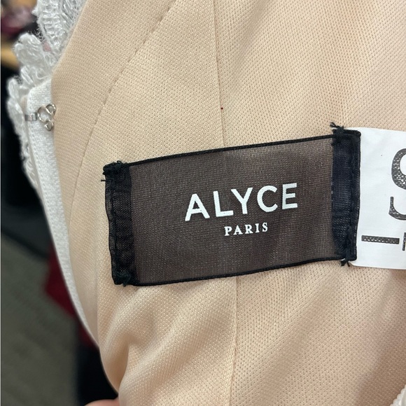 Champagne Lace Alyce Bridal Gown - Picture 7 of 13